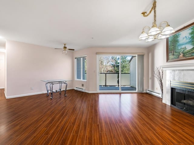 Apartment for sale in Burnaby, Burnaby East, 402 7139 18th Avenue, 263118663 | Realtylink.org