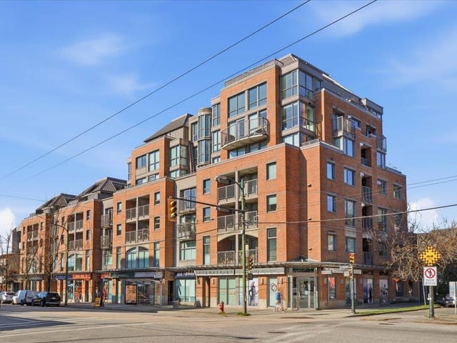 Apartment for sale in Vancouver, Vancouver West, 202 2483 Yew Street, 263118664 | Realtylink.org