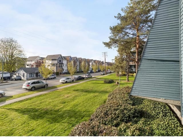 Apartment for sale in Surrey, Cloverdale, 103 17661 58a Avenue, 263118679 | Realtylink.org