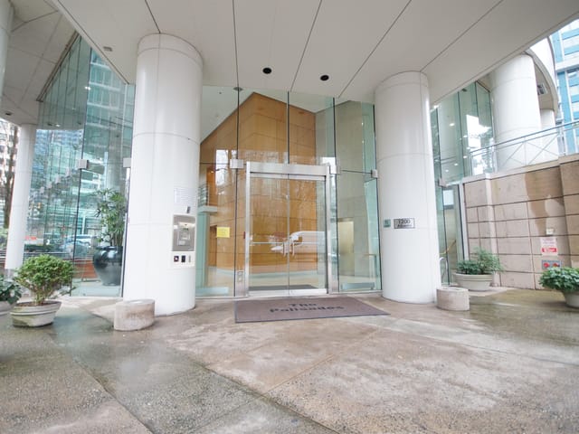 Apartment for sale in Vancouver, Vancouver West, 2205 1200 Alberni Street, 263118759 | Realtylink.org