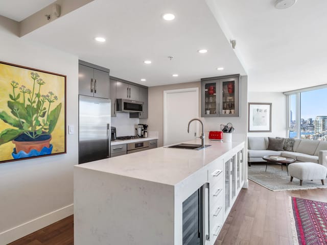 Apartment for sale in Vancouver, Vancouver West, 2007 918 Cooperage Way, 263118844 | Realtylink.org