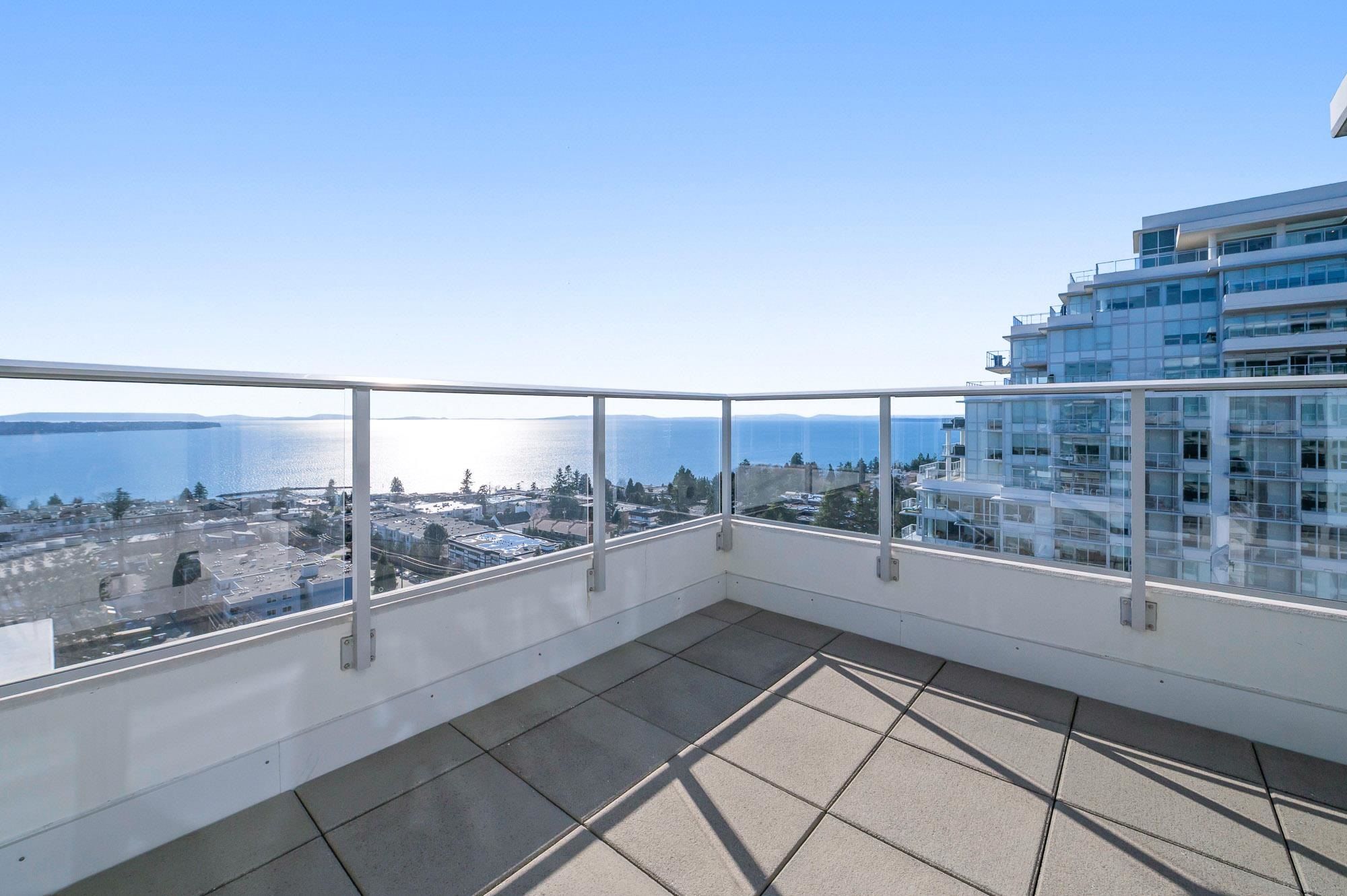 Apartment for sale in White Rock, South Surrey White Rock, 1304 1441 Johnston Street, 263118866 | Realtylink.org