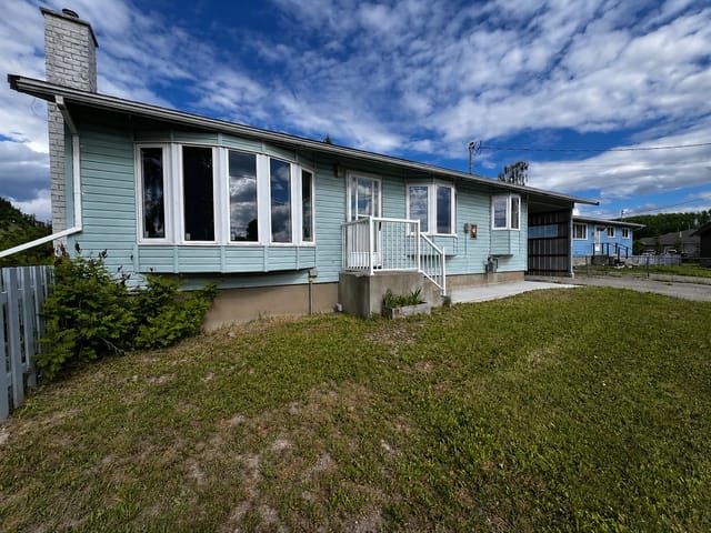House for sale in Fraser Lake, Vanderhoof And Area, 430 Endako Place, 263118876 | Realtylink.org
