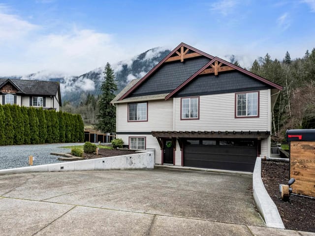 House for sale in Rosedale, East Chilliwack, 9974 Llanberis Way, 263118908 | Realtylink.org