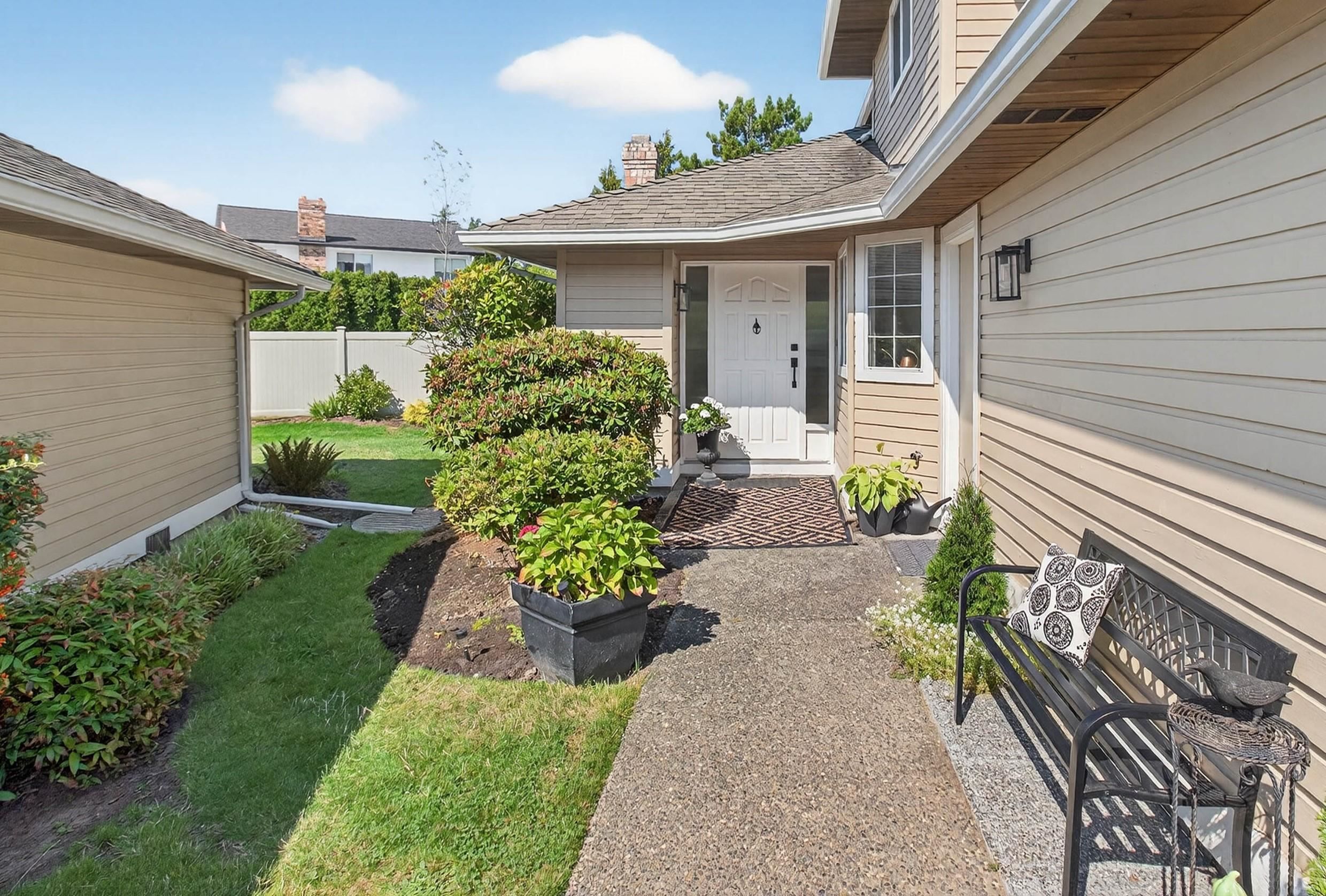 Townhouse for sale in Surrey, South Surrey White Rock, 116 15121 19 Avenue, 263118910 | Realtylink.org