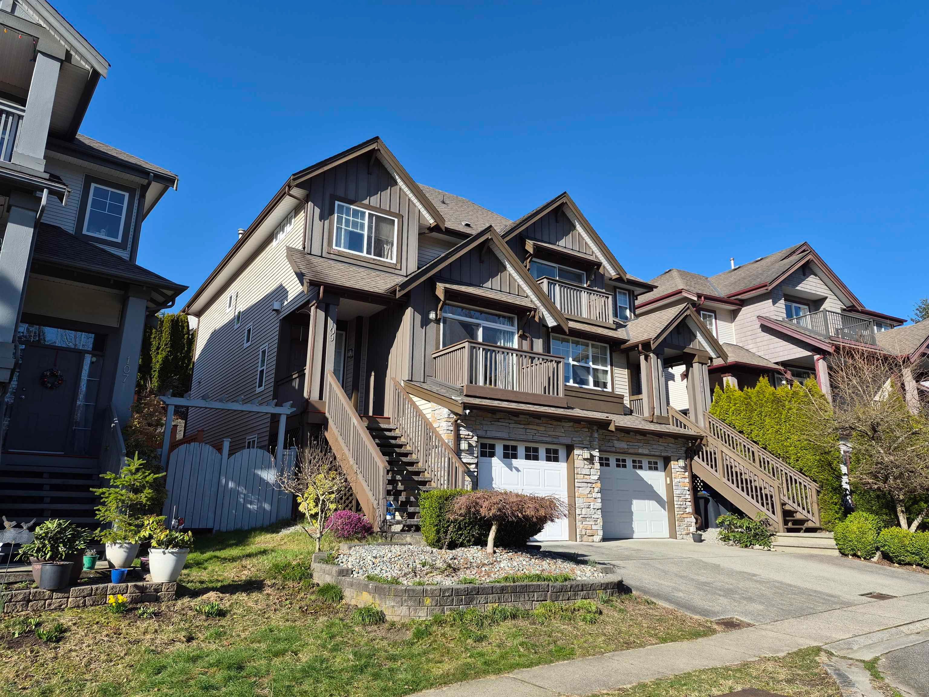 1/2 Duplex for sale in Port Moody, Port Moody, 109 Forest Park Way, 263118958 | Realtylink.org
