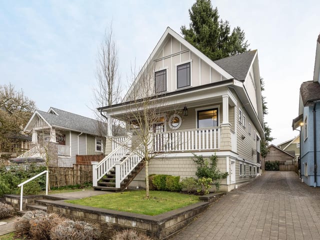 House for sale in New Westminster, New Westminster, 220 Sixth Avenue, 263118964 | Realtylink.org