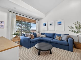 Apartment for sale in North Vancouver, North Vancouver, 330 210 W 2nd Street, 263119018 | Realtylink.org