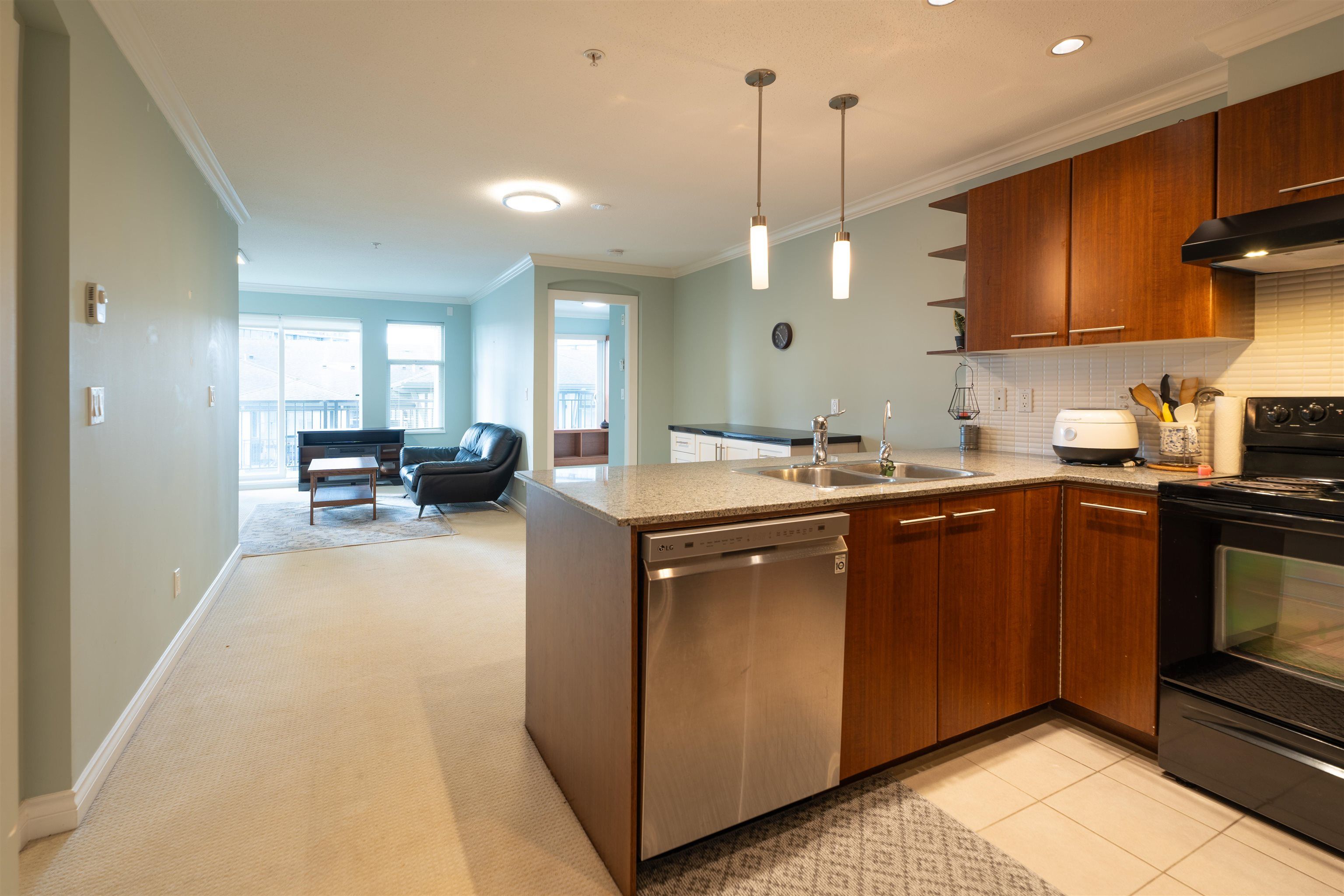 Apartment for sale in Burnaby, Burnaby North, 303 4799 Brentwood Drive, 263119069 | Realtylink.org