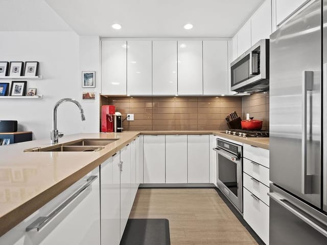 Apartment for sale in North Vancouver, North Vancouver, 328 255 W 1st Street, 263119074 | Realtylink.org