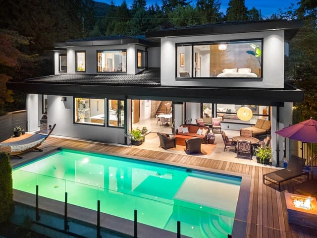 House for sale in West Vancouver, West Vancouver, 2650 Rosebery Avenue, 263119167 | Realtylink.org