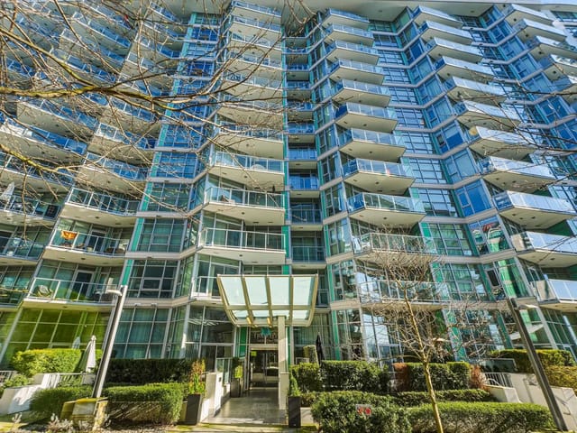 Apartment for sale in North Vancouver, North Vancouver, 706 199 Victory Ship Way, 263119173 | Realtylink.org