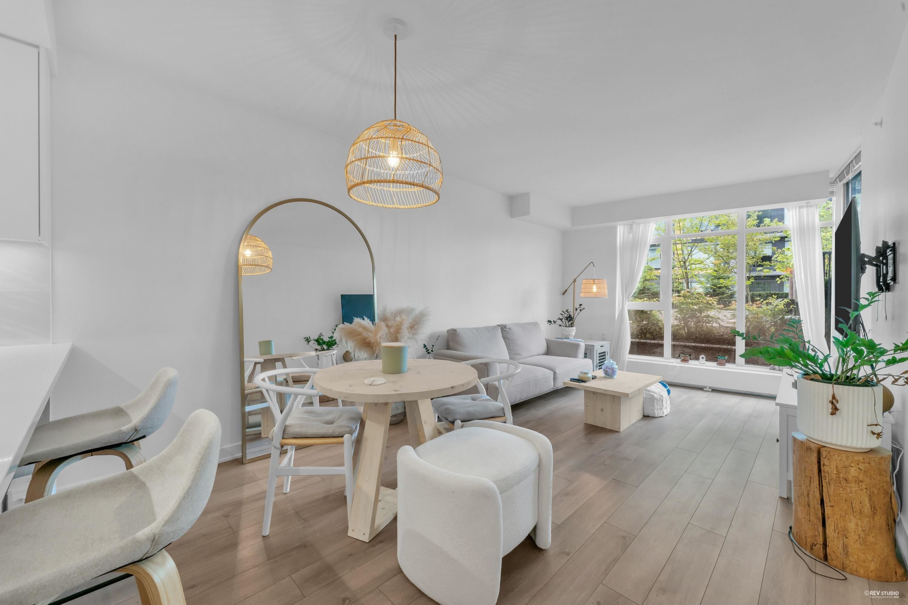 Apartment for sale in Burnaby, Burnaby North, 103 8940 University Crescent, 263119211 | Realtylink.org