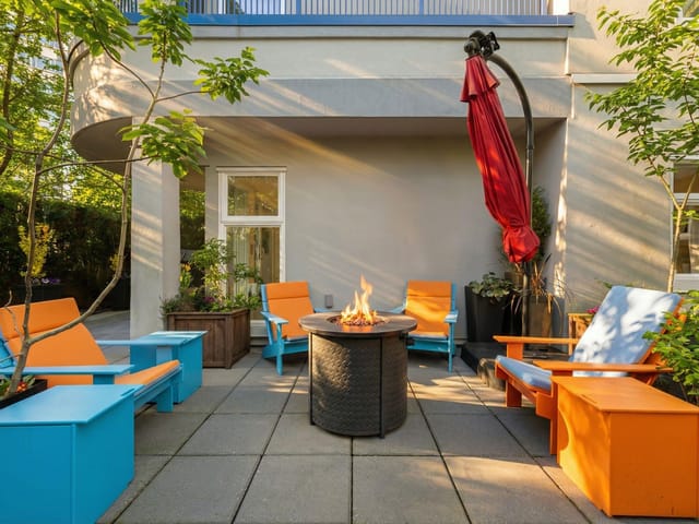 Apartment for sale in Vancouver, Vancouver West, 102 1924 Comox Street, 263119222 | Realtylink.org