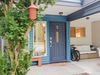 Townhouse for sale in Gibsons, Sunshine Coast, 5 623 Farnham Road, 263119248 | Realtylink.org