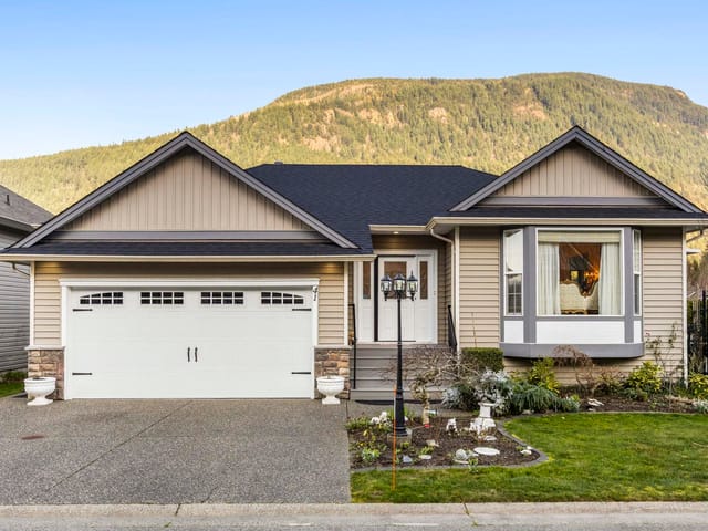 House for sale in Harrison Hot Springs, Harrison Lake, 41 349 Walnut Avenue, 263119253 | Realtylink.org