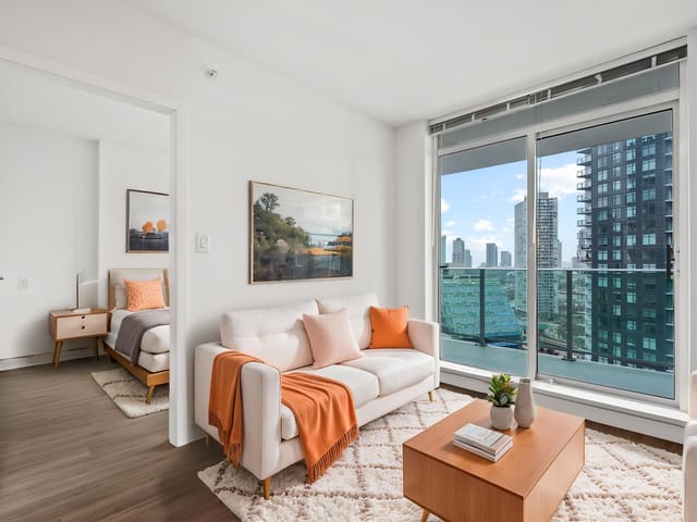 Apartment for sale in Surrey, North Surrey, 1507 13655 Fraser Highway, 263119262 | Realtylink.org