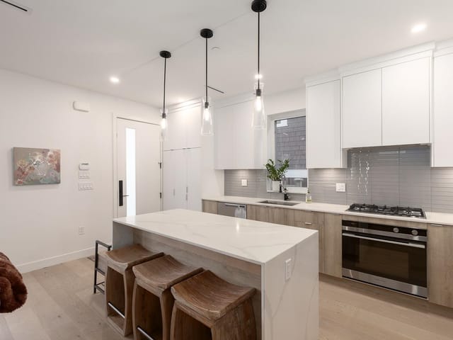 1/2 Duplex for sale in Vancouver, Vancouver West, 4372 W 13th Avenue, 263119303 | Realtylink.org