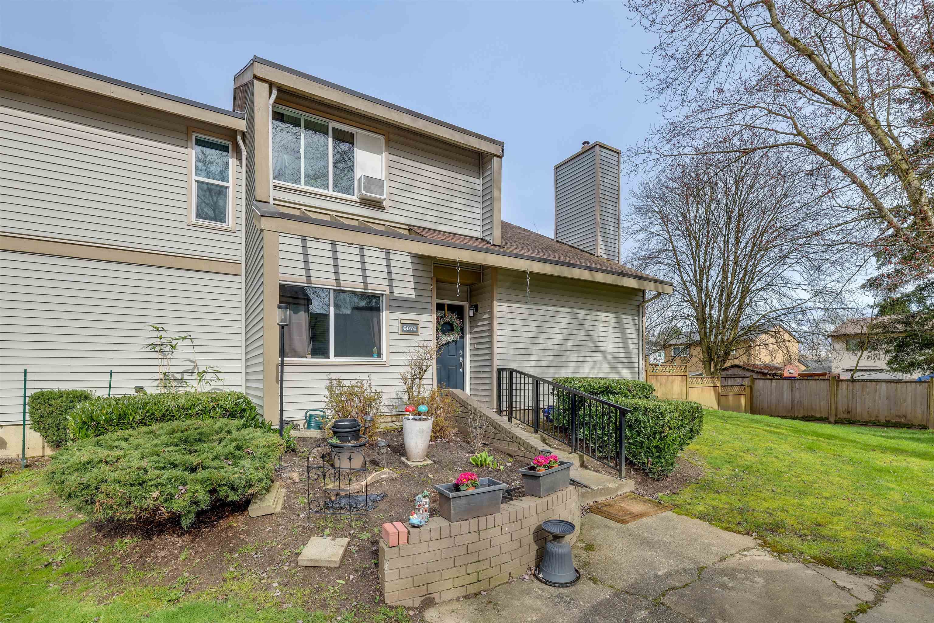 Townhouse for sale in Surrey, Cloverdale, 6074 E Greenside Drive, 263119352 | Realtylink.org