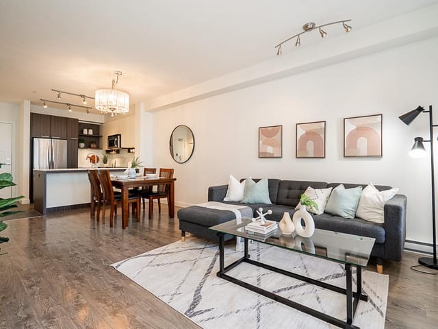 Apartment for sale in Coquitlam, Coquitlam, 313 553 Foster Avenue, 263119360 | Realtylink.org