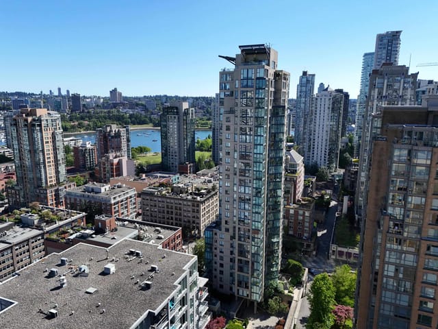 Apartment for sale in Vancouver, Vancouver West, 1403 1155 Homer Street, 263119388 | Realtylink.org