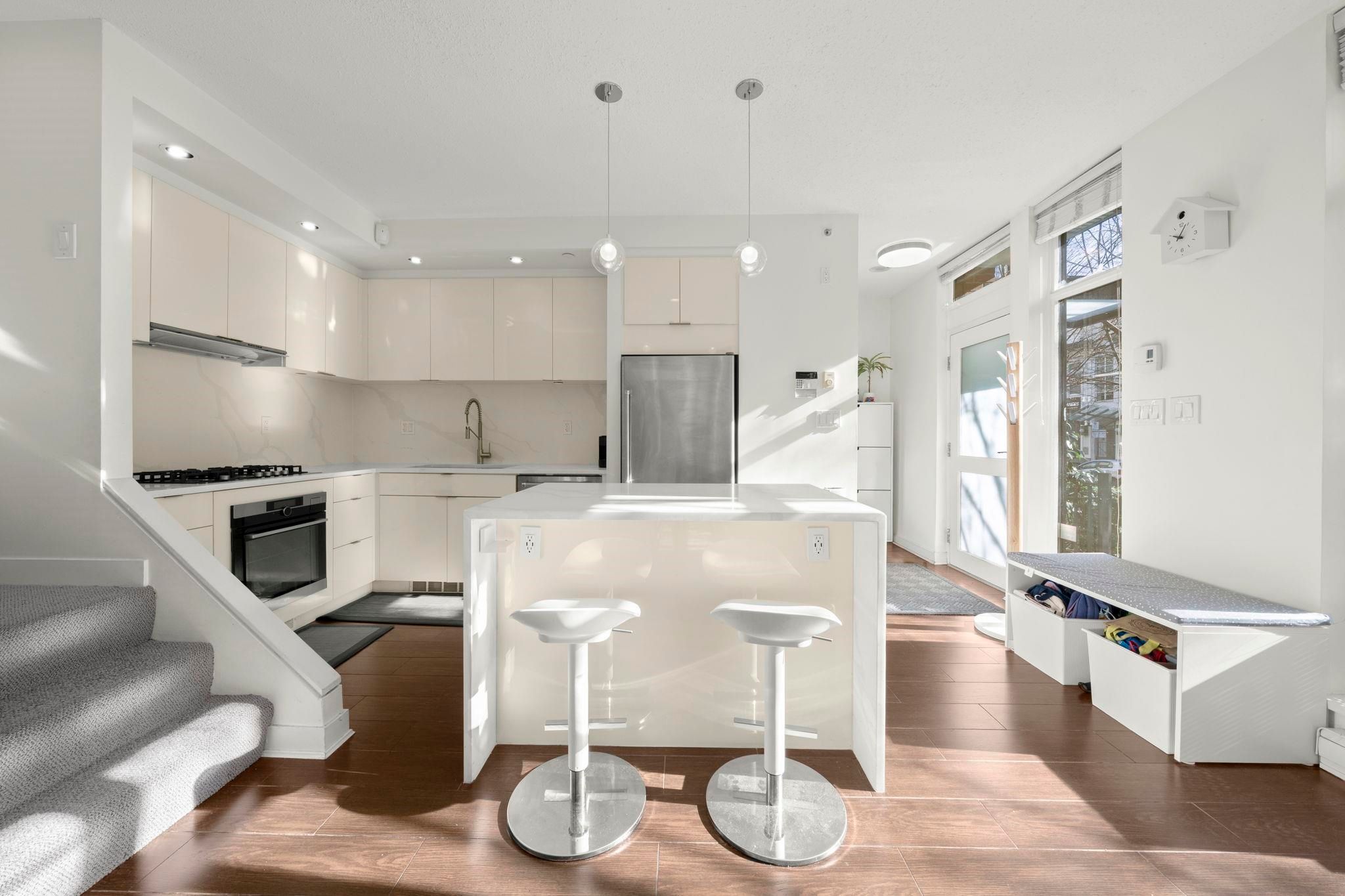 Townhouse for sale in Vancouver, Vancouver West, 1053 Homer Street, 263119392 | Realtylink.org