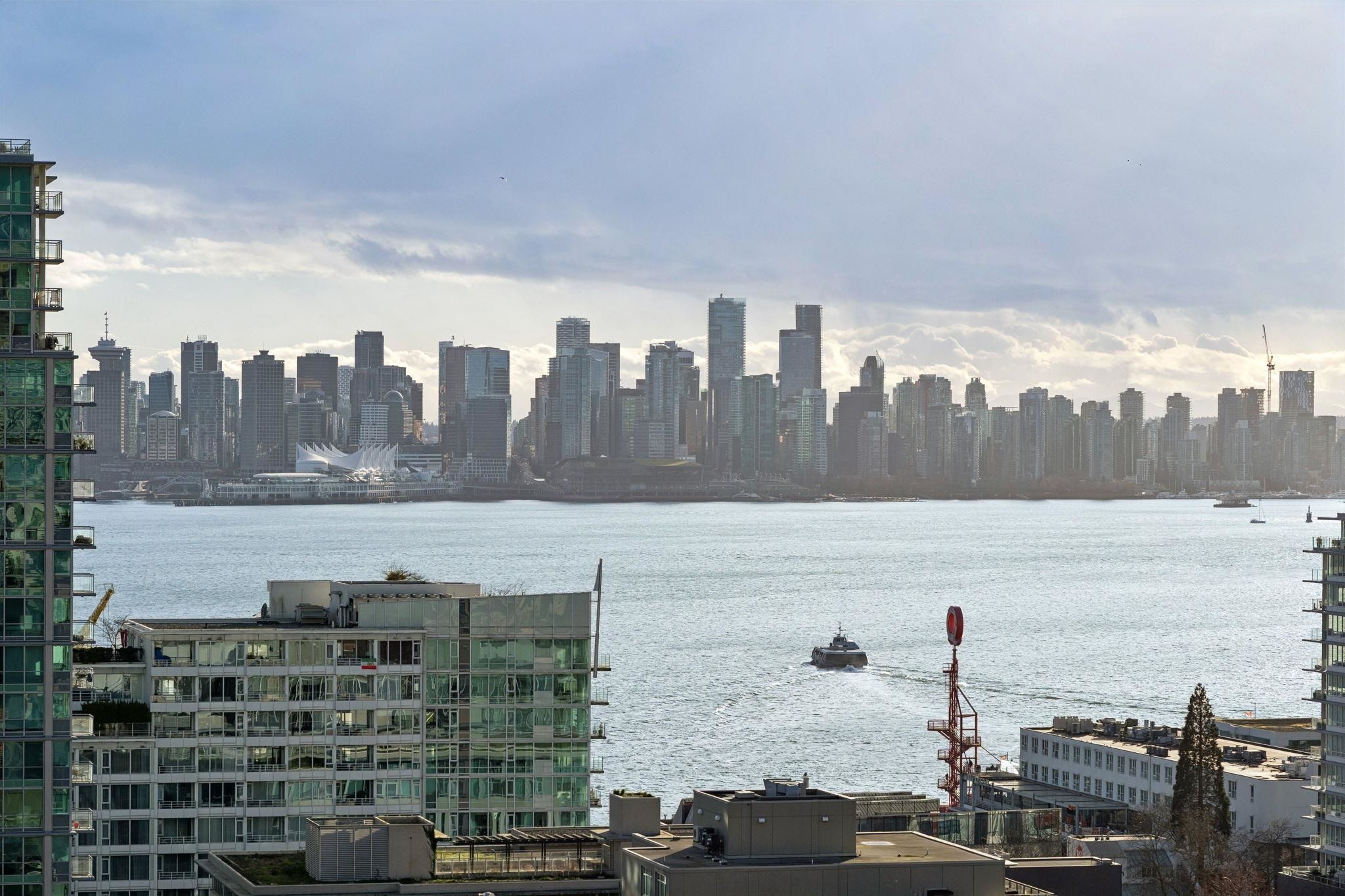 Apartment for sale in North Vancouver, North Vancouver, 602 131 E 3rd Street, 263119404 | Realtylink.org