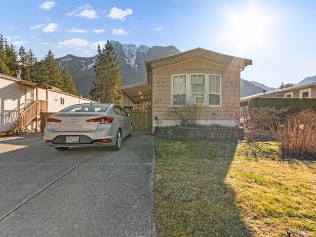 Manufactured Home for sale in Hope, Hope & Area, 107 65367 Kawkawa Lake Road, 263119424 | Realtylink.org