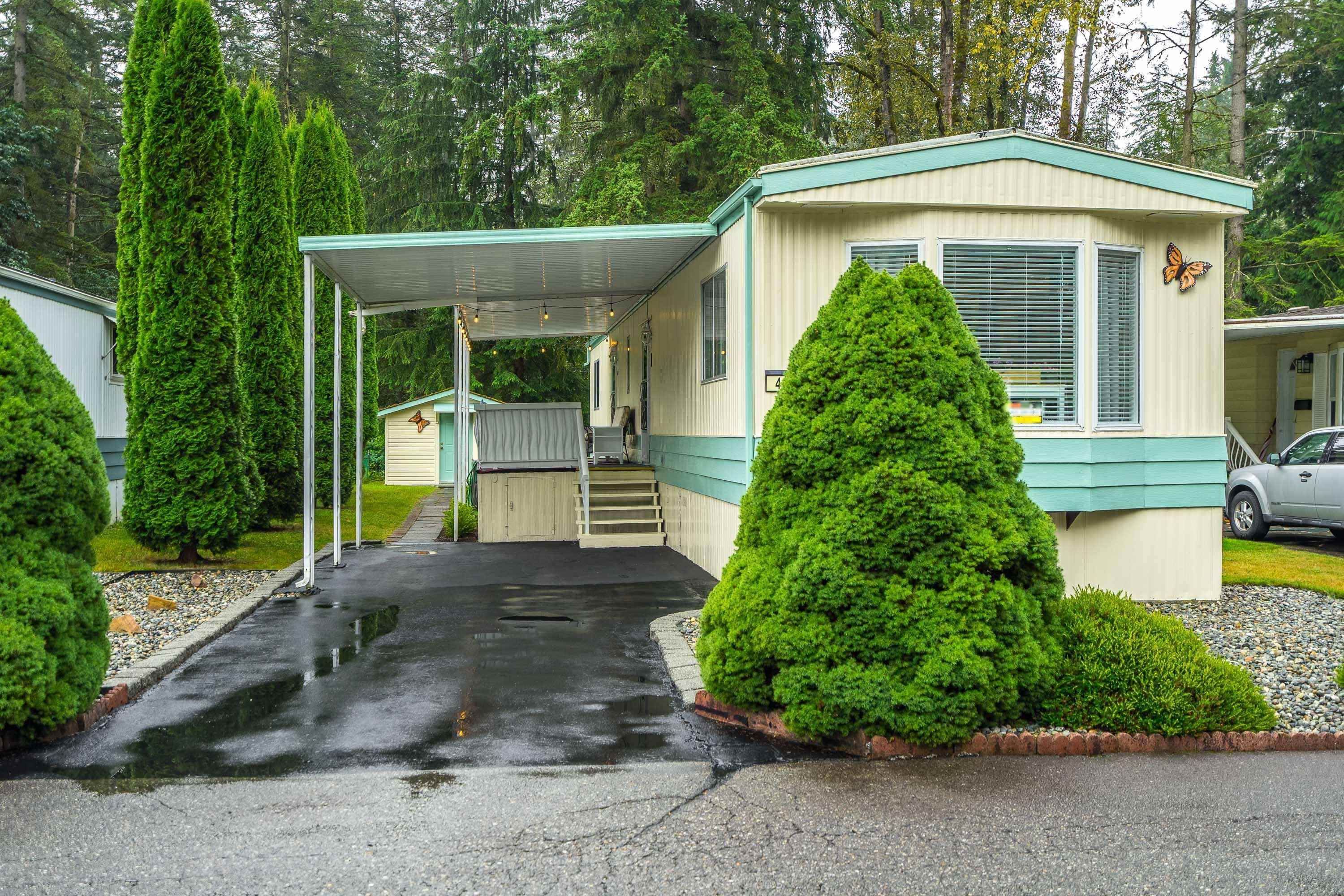 Manufactured Home for sale in Langley, Langley, #46 2305 200th Street, 263119504 | Realtylink.org
