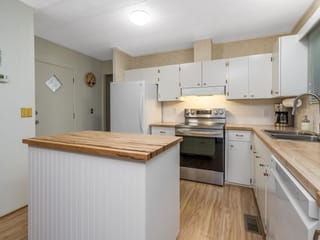 Manufactured Home for sale in Langley, Langley, #46 2305 200th Street, 263119504 | Realtylink.org