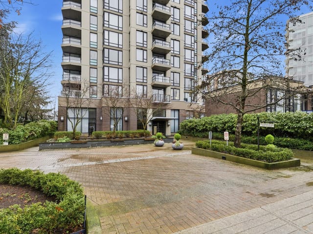 Apartment for sale in North Vancouver, North Vancouver, 1102 151 W 2nd Street, 263119516 | Realtylink.org