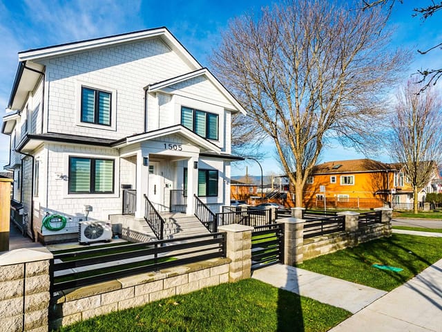 1/2 Duplex for sale in Vancouver, Vancouver East, 1505 Renfrew Street, 263119518 | Realtylink.org