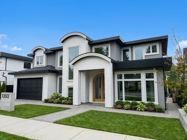 House for sale in White Rock, South Surrey White Rock, 13512 14 Avenue, 263119576 | Realtylink.org