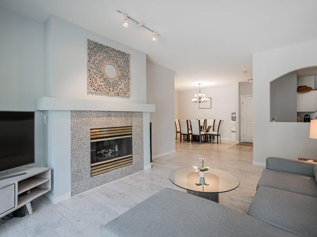 Apartment for sale in Surrey, North Surrey, 114 10320 156 Street, 263119630 | Realtylink.org