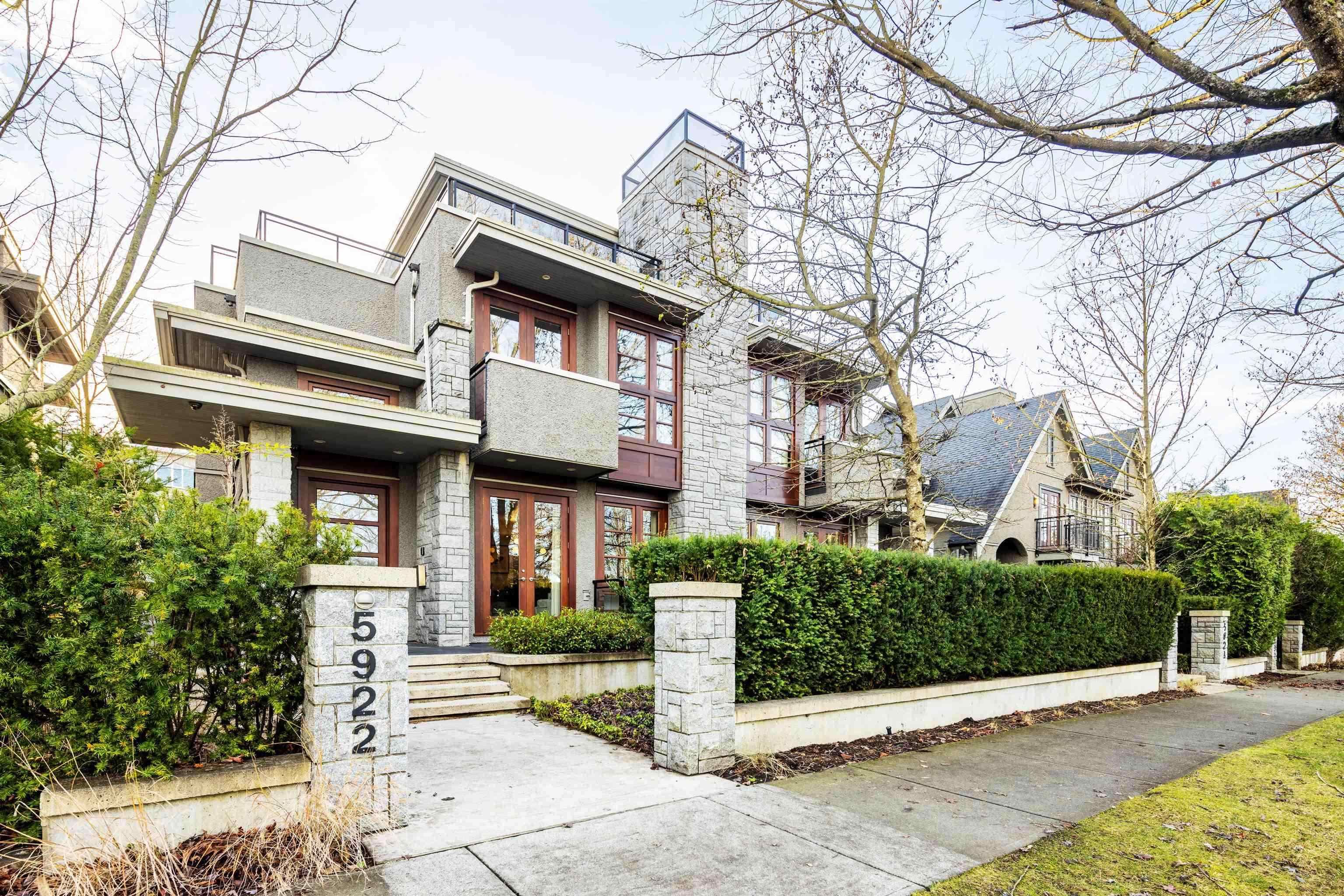 1/2 Duplex for sale in Vancouver, Vancouver West, 5922 Chancellor Boulevard, 263119678 | Realtylink.org