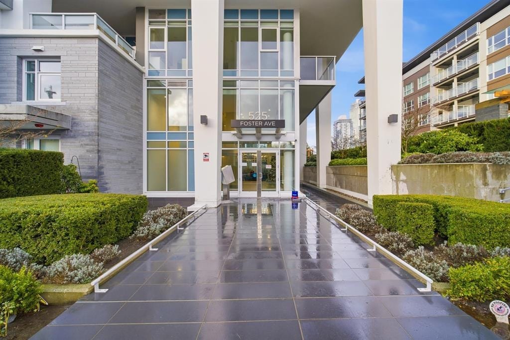 Apartment for sale in Coquitlam, Coquitlam, 703 525 Foster Avenue, 263119729 | Realtylink.org