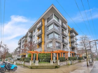 Apartment for sale in North Vancouver, North Vancouver, 209 1519 Crown Street, 263119733 | Realtylink.org