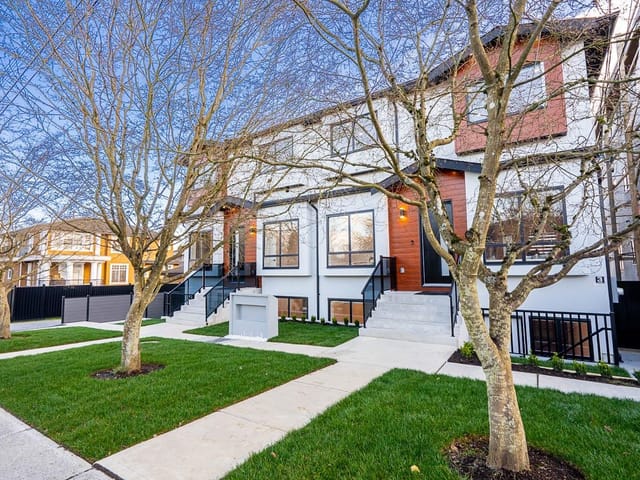 1/2 Duplex for sale in Burnaby, Burnaby North, 1 6692 Napier Street, 263119768 | Realtylink.org