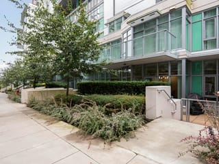 Apartment for sale in North Vancouver, North Vancouver, 112 185 Victory Ship Way, 263119913 | Realtylink.org