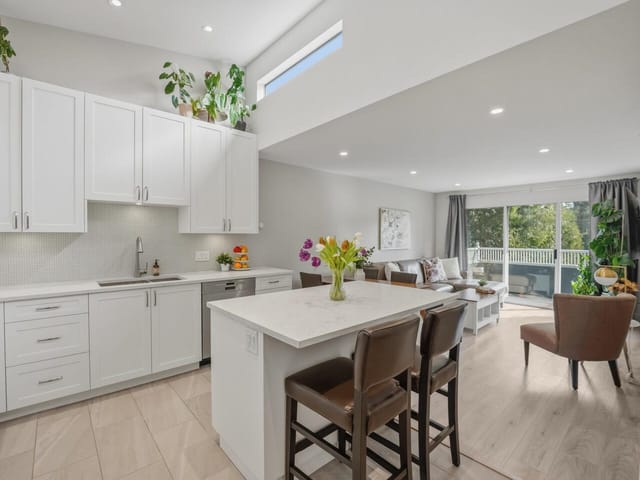 Apartment for sale in Vancouver, Vancouver West, 305 3875 W 4th Avenue, 263119943 | Realtylink.org