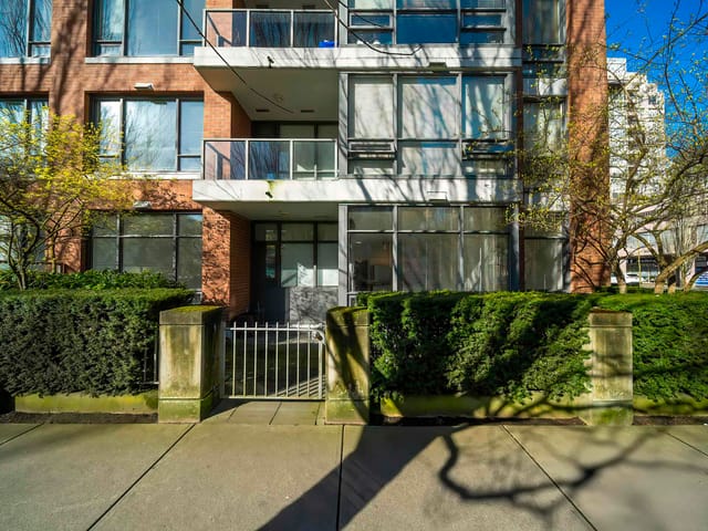 Apartment for sale in Richmond, Richmond, 101 6331 Buswell Street, 263119955 | Realtylink.org