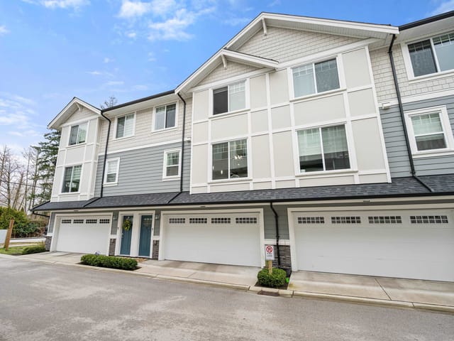 Townhouse for sale in Surrey, Cloverdale, 2 7410 194 Street, 263119984 | Realtylink.org