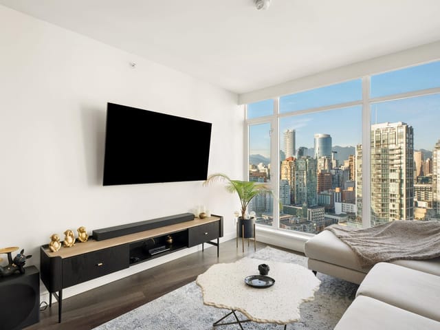 Apartment for sale in Vancouver, Vancouver West, 3005 1372 Seymour Street, 263119997 | Realtylink.org