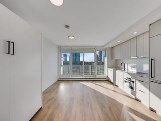 Apartment for sale in Surrey, North Surrey, 1110 13685 102 Avenue, 263120000 | Realtylink.org