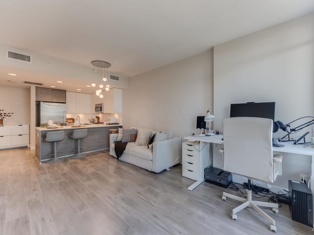 Apartment for sale in Burnaby, Burnaby North, 706 2008 Rosser Avenue, 263120010 | Realtylink.org