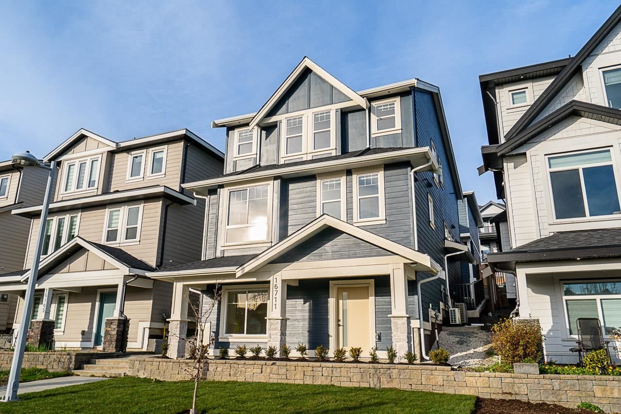 House for sale in Surrey, South Surrey White Rock, 16711 16 Avenue, 263120017 | Realtylink.org