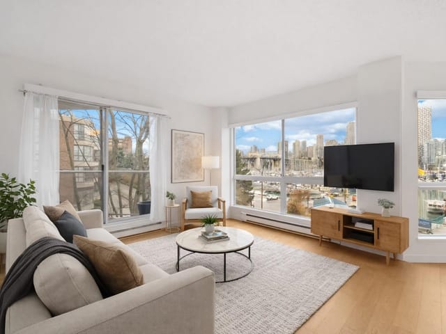 Apartment for sale in Vancouver, Vancouver West, 406 1510 W 1st Avenue, 263120065 | Realtylink.org