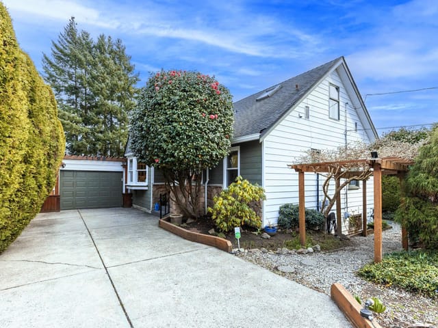 House for sale in Surrey, South Surrey White Rock, 1196 Habgood Street, 263120070 | Realtylink.org