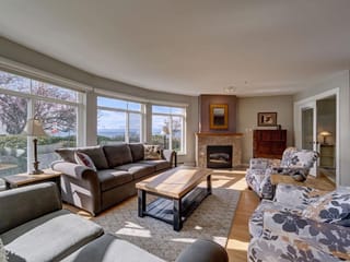 Apartment for sale in Sechelt, Sunshine Coast, 103 5470 Inlet Avenue, 263120116 | Realtylink.org
