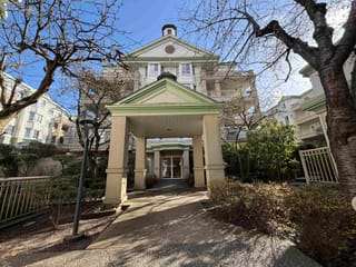 Apartment for sale in Surrey, North Surrey, 322 15268 105 Avenue, 263120202 | Realtylink.org